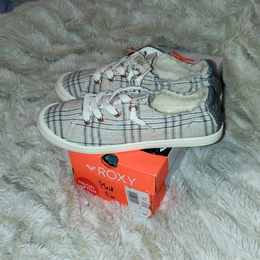 Roxy Plaid Fur-lined Sneakers with Cream and Gray Details